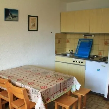 Apartment Chatel, 1 Piece, 3 Personnes - Fr-1-200-147 *