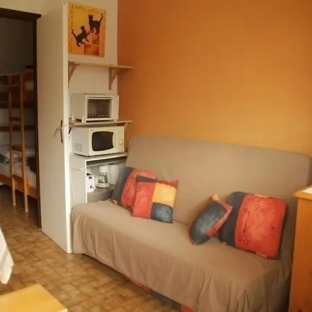 Apartment Chatel, 1 Piece, 3 Personnes - Fr-1-200-147 Chatel